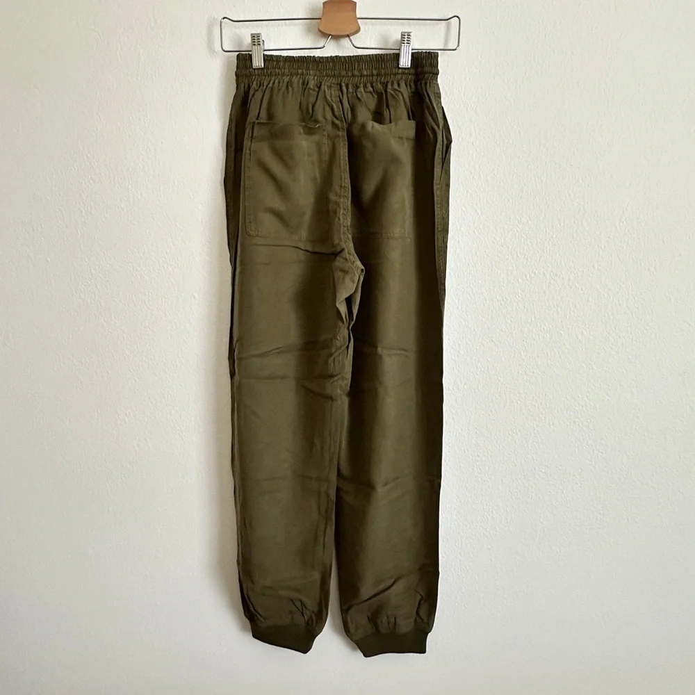 Blank NYC Olive Green Lightweight High-Rise Jogger Pants Size 26